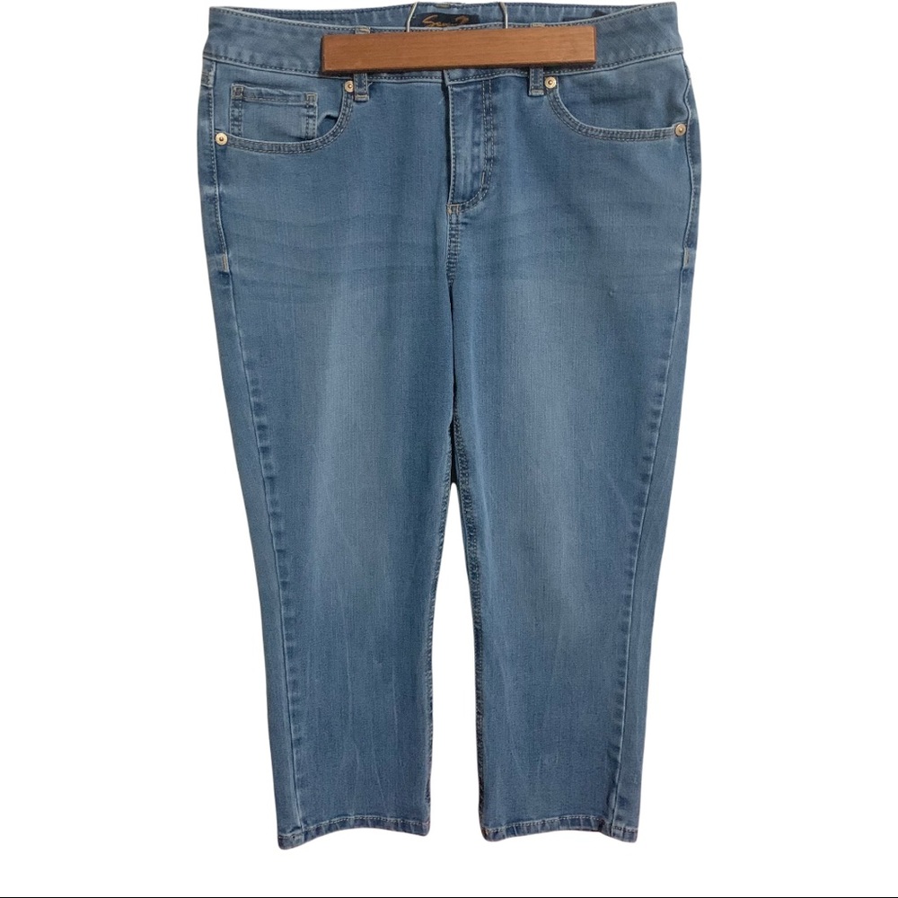 Seven 7 Skinny Woman’s Capri Jeans 10